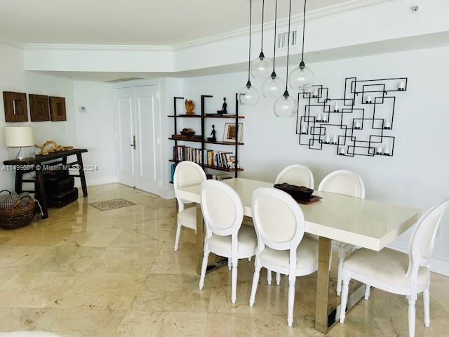 6301 Collins Ave # 1502