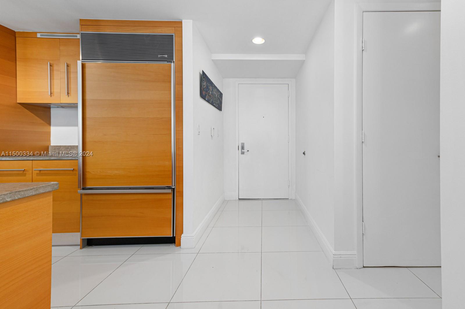 475 Brickell Avenue # 3014