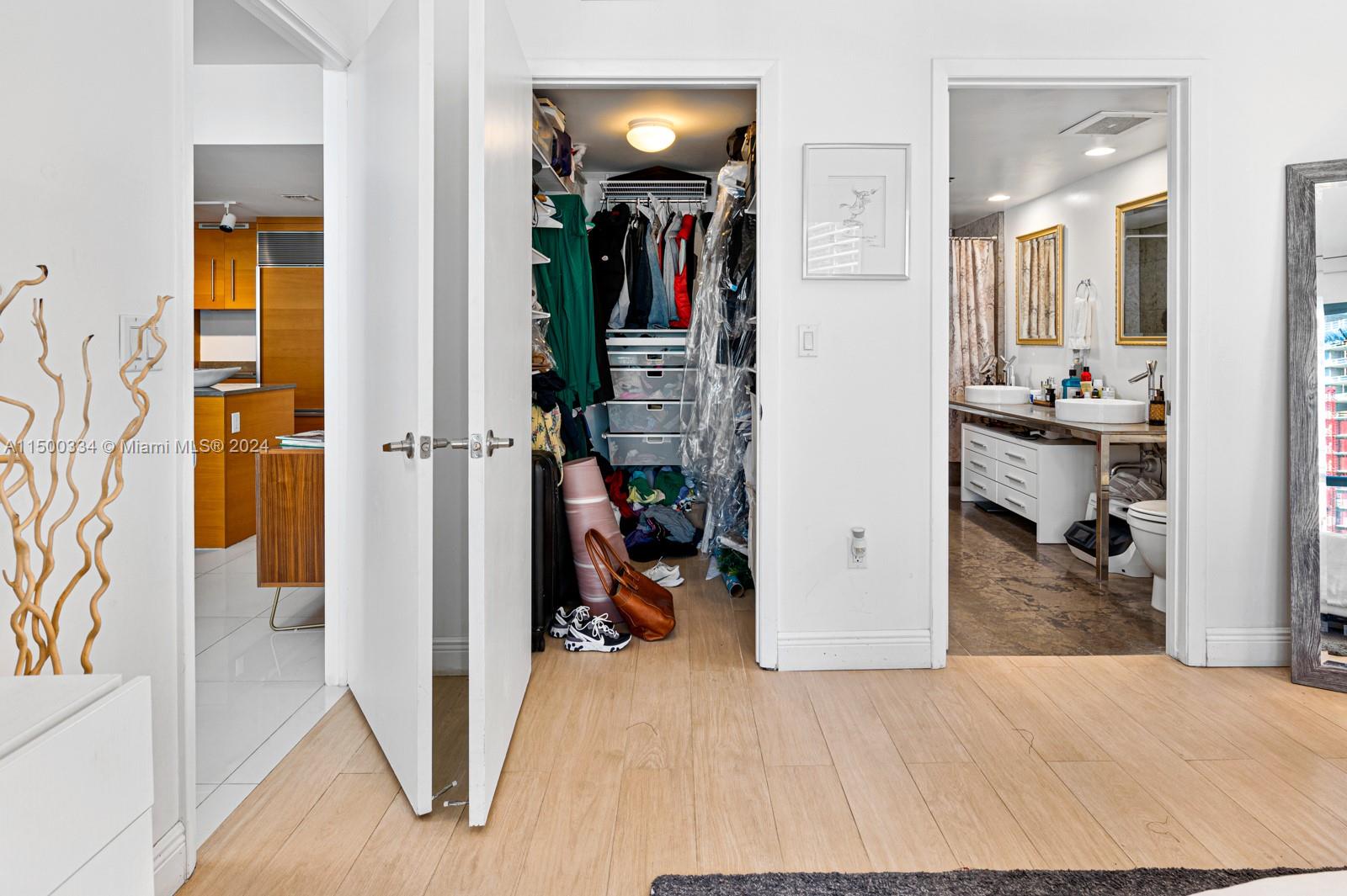 475 Brickell Avenue # 3014