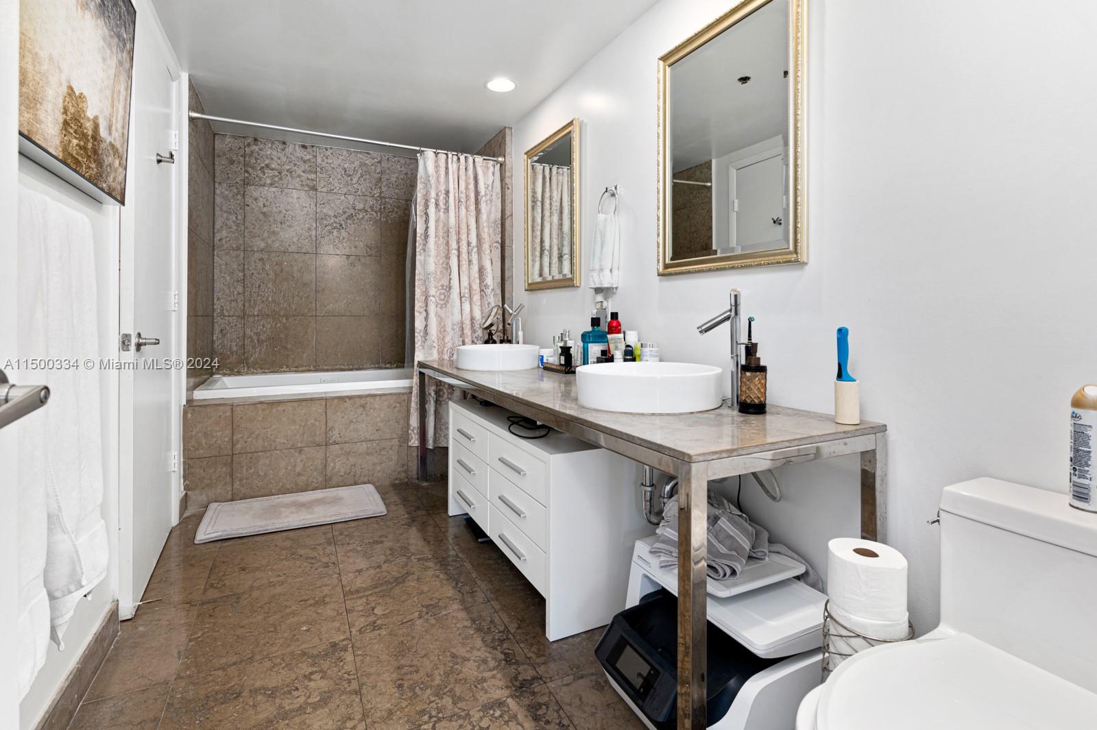 475 Brickell Avenue # 3014