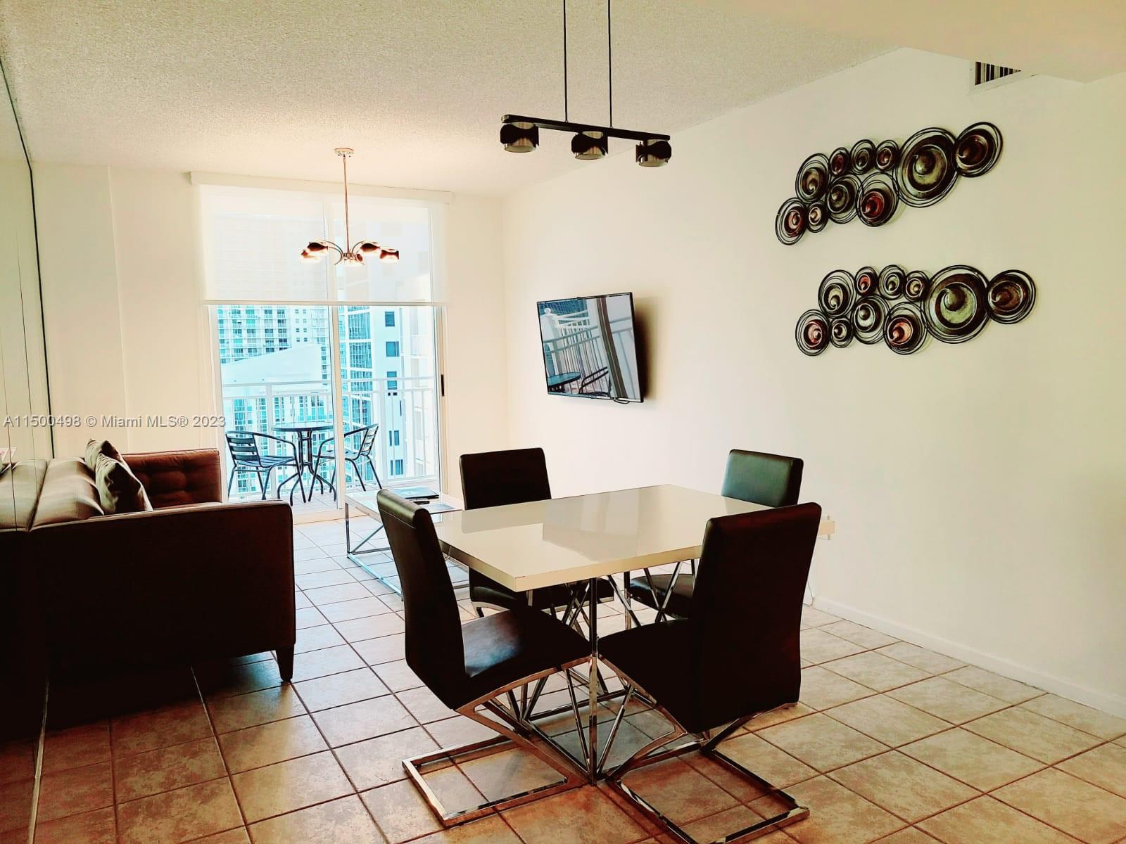 185 SE 14th Ter # 2911