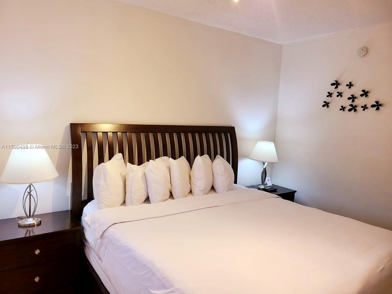 185 SE 14th Ter # 2911