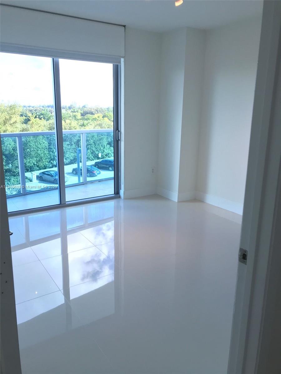 2641 N Flamingo Rd # 705N