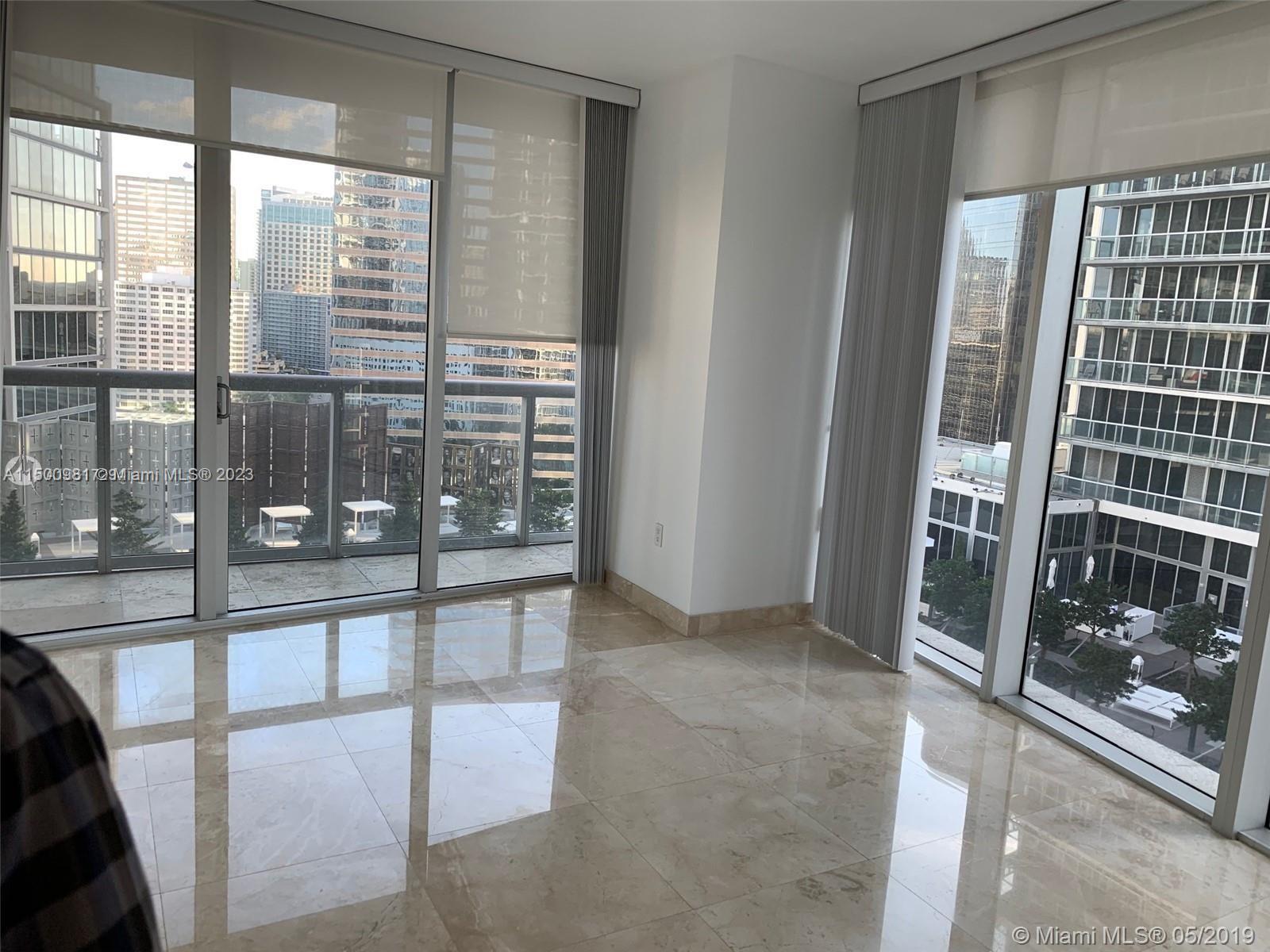 475 Brickell Ave # 1813