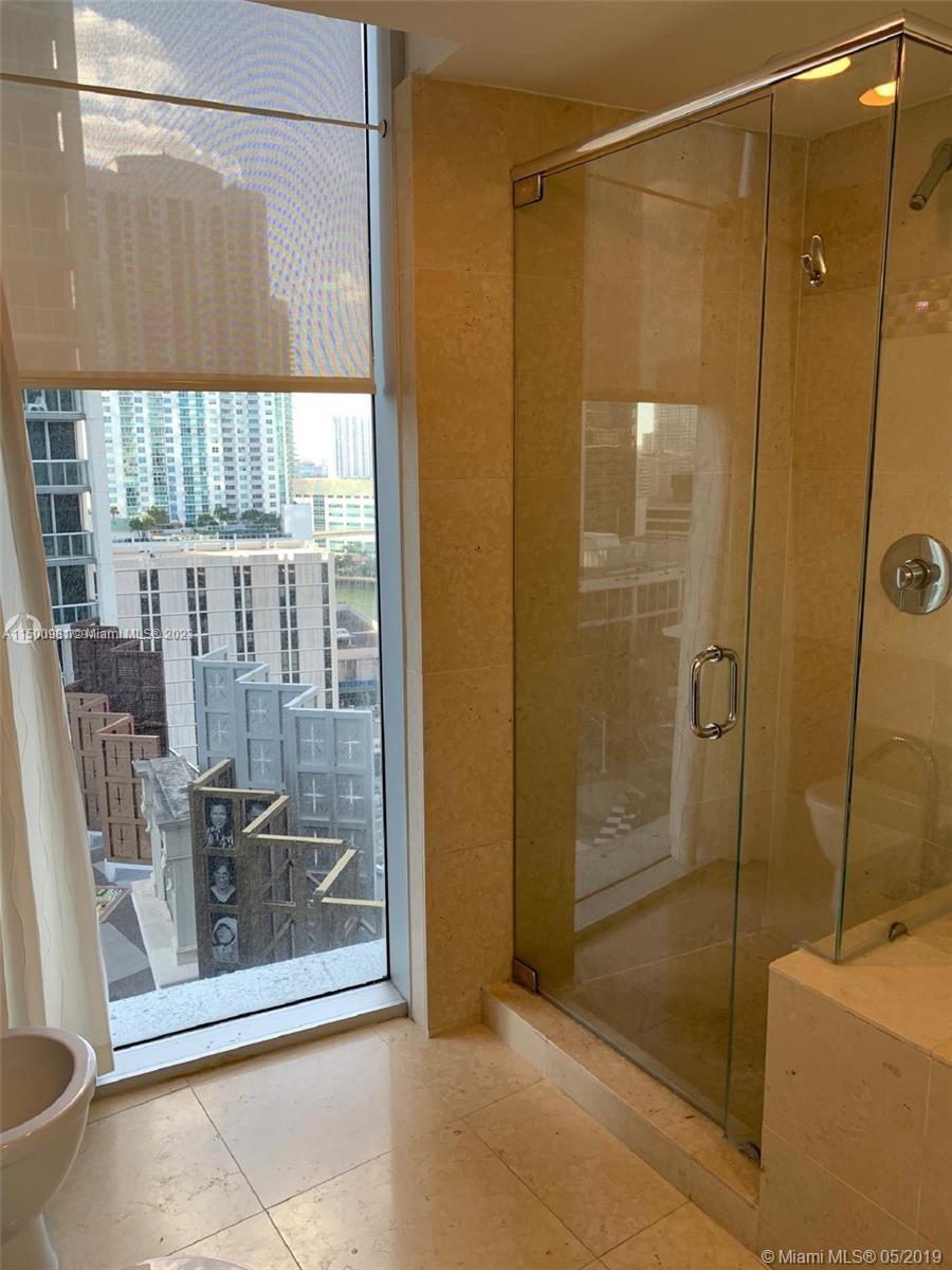 475 Brickell Ave # 1813