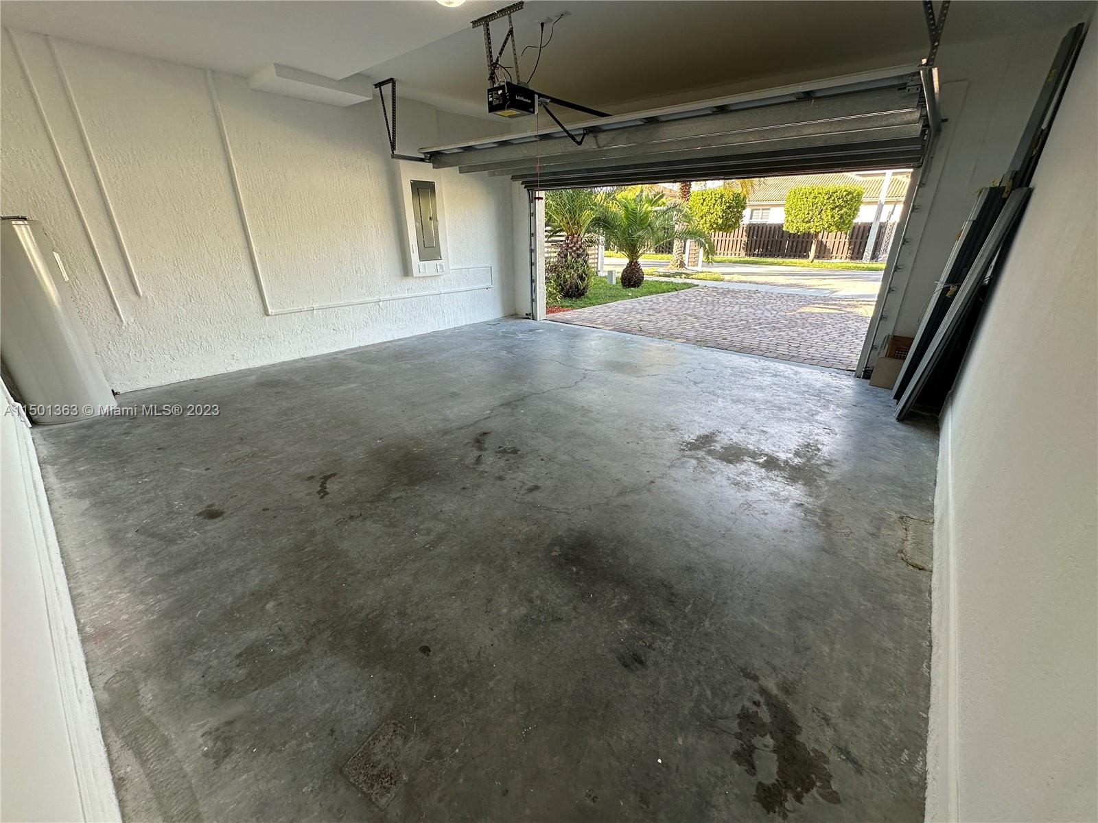 10980 SW 225th Ter