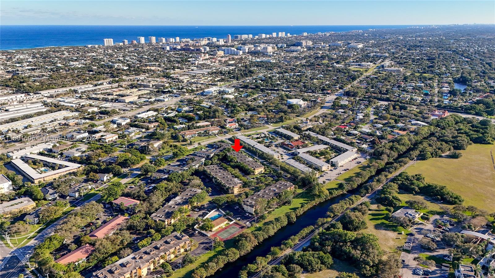 460 NW 20th St # 2010