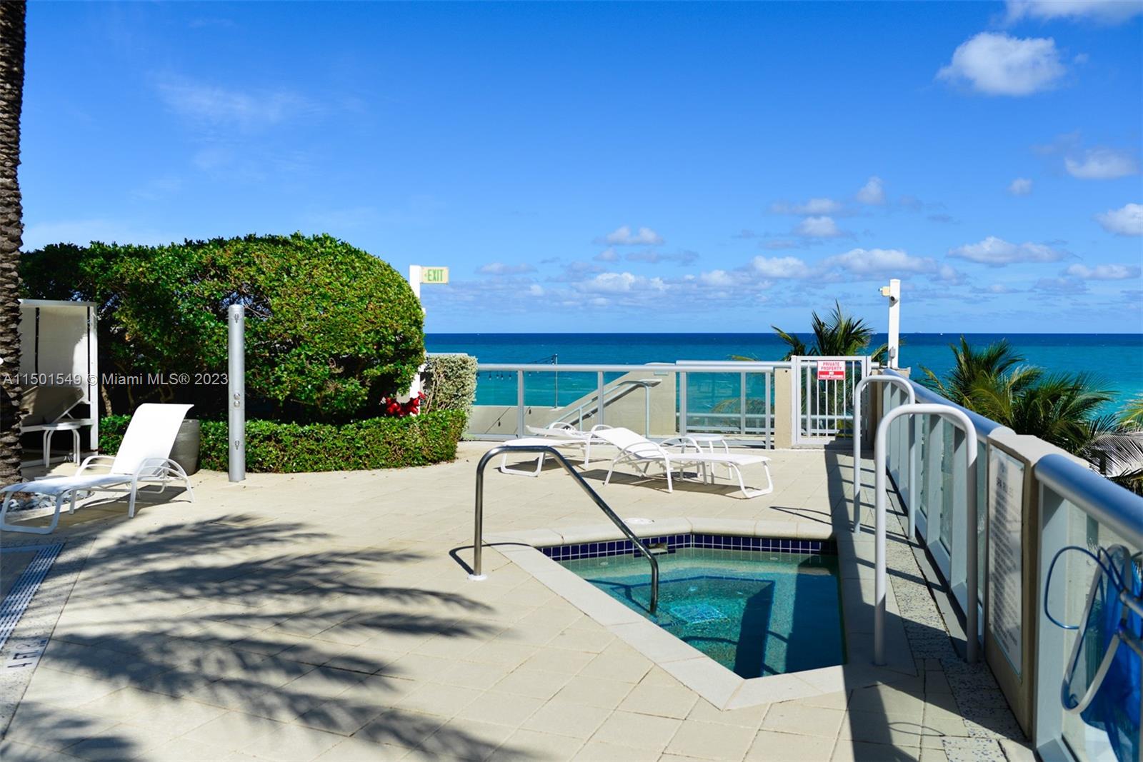 3801 Collins Ave # 903