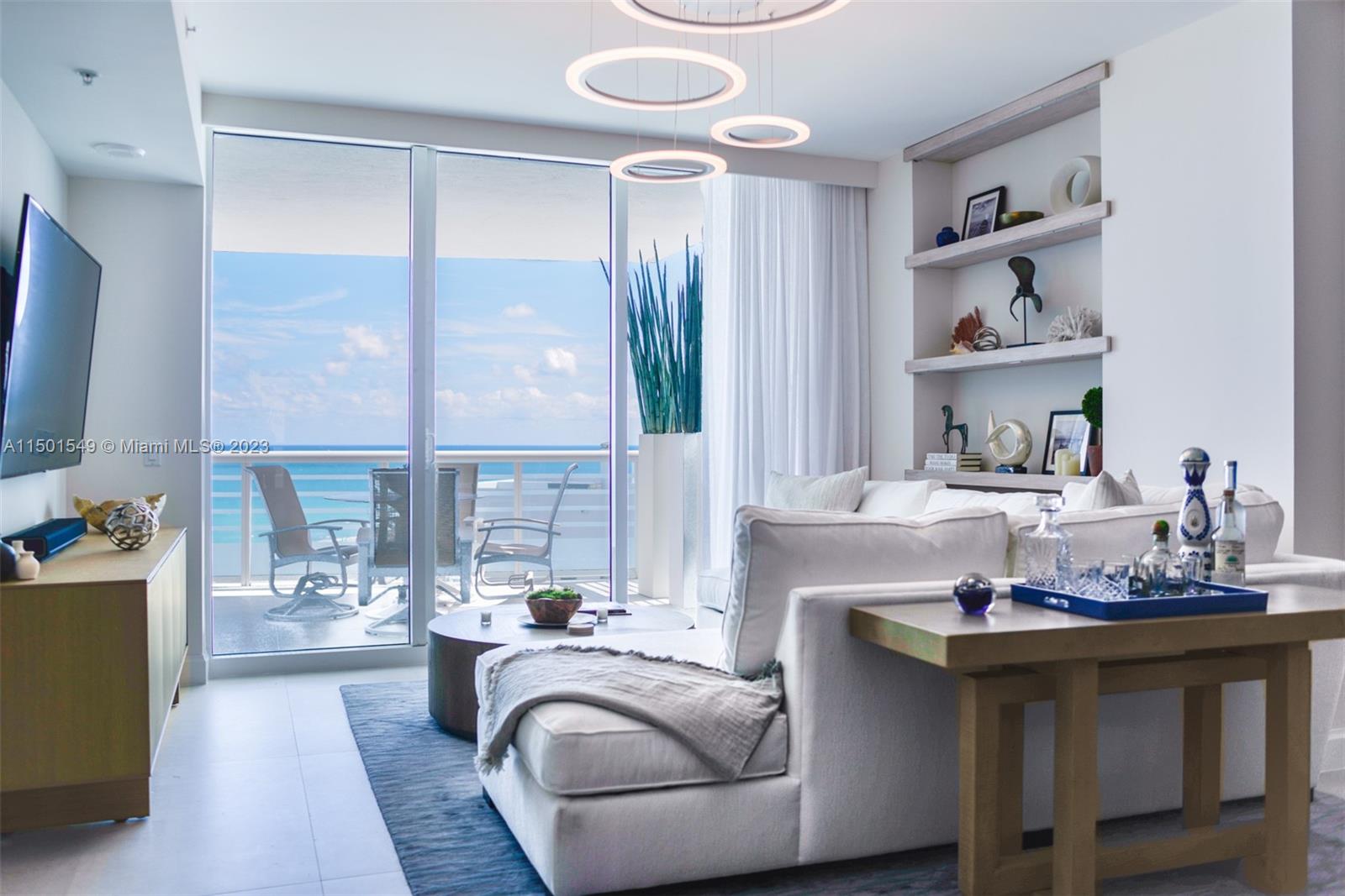 3801 Collins Ave # 903
