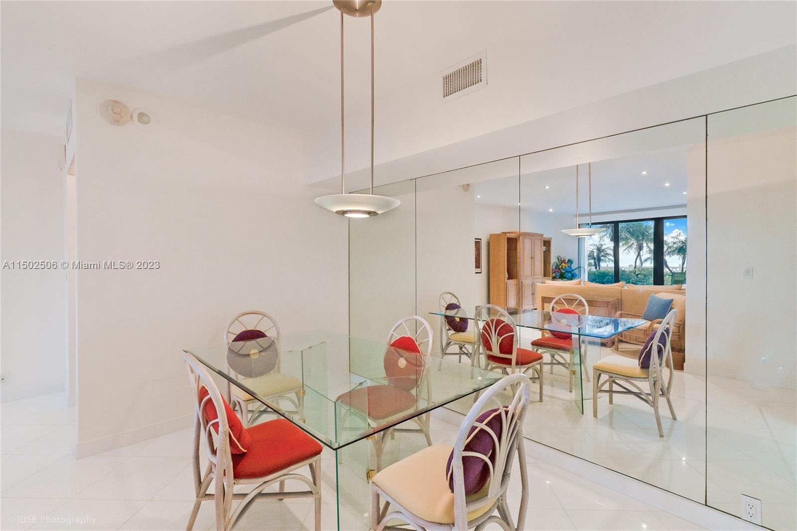 1111 Crandon Blvd # B105
