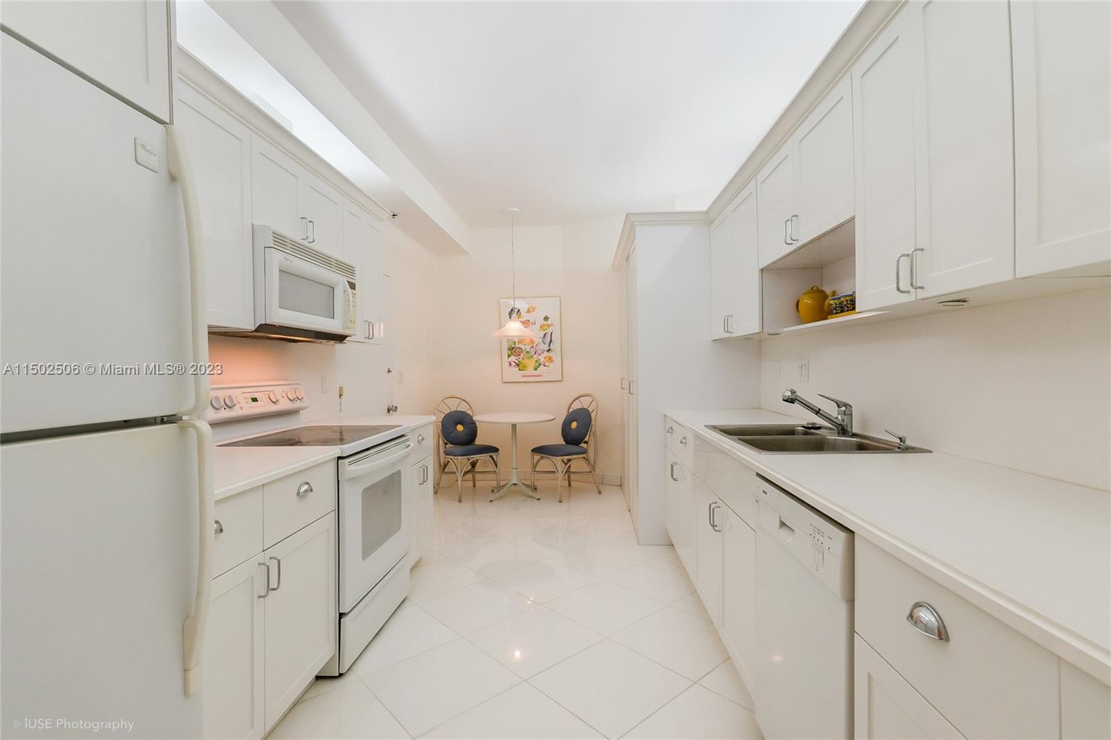 1111 Crandon Blvd # B105