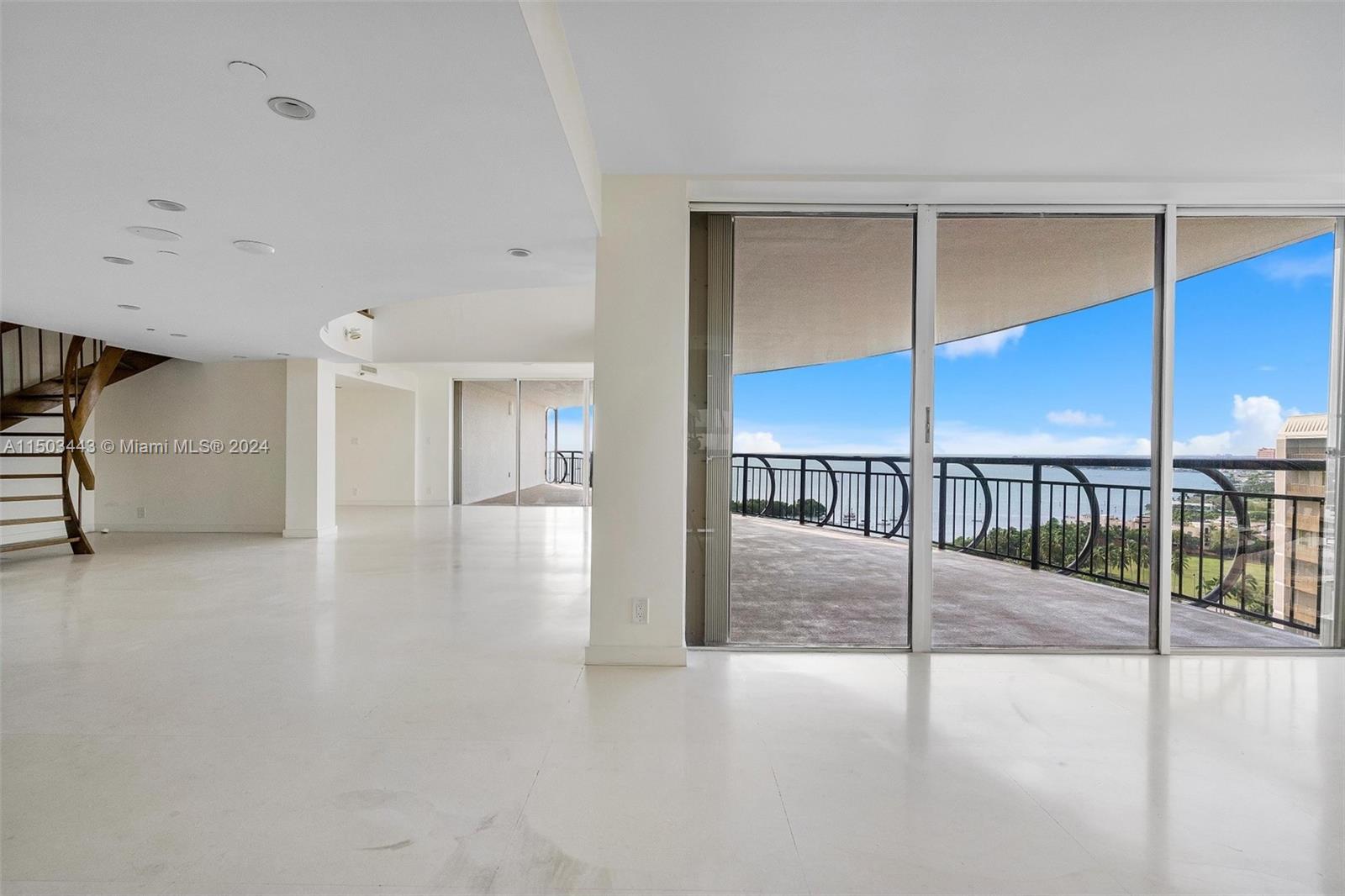 2843 S Bayshore Dr # C Unit: P2-C