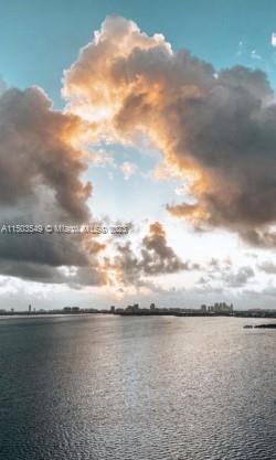 3131 NE 7th Ave # 2002