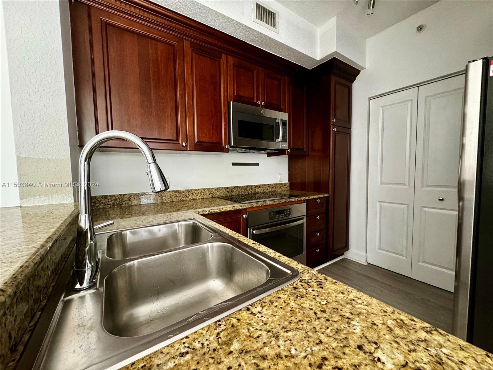 1660 Renaissance Commons Blvd # 2424
