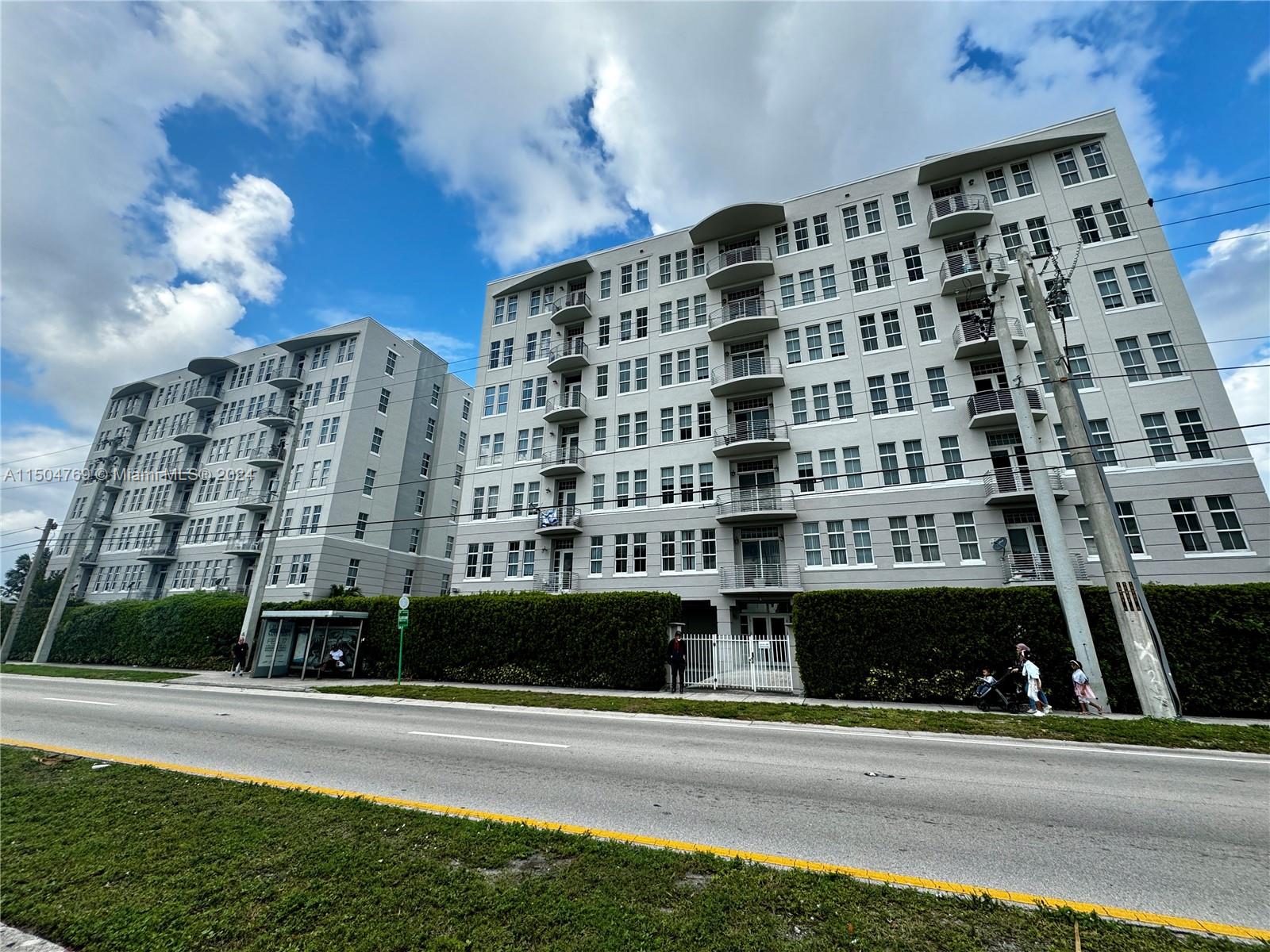 1789 NE Miami Gardens Dr Unit: W603
