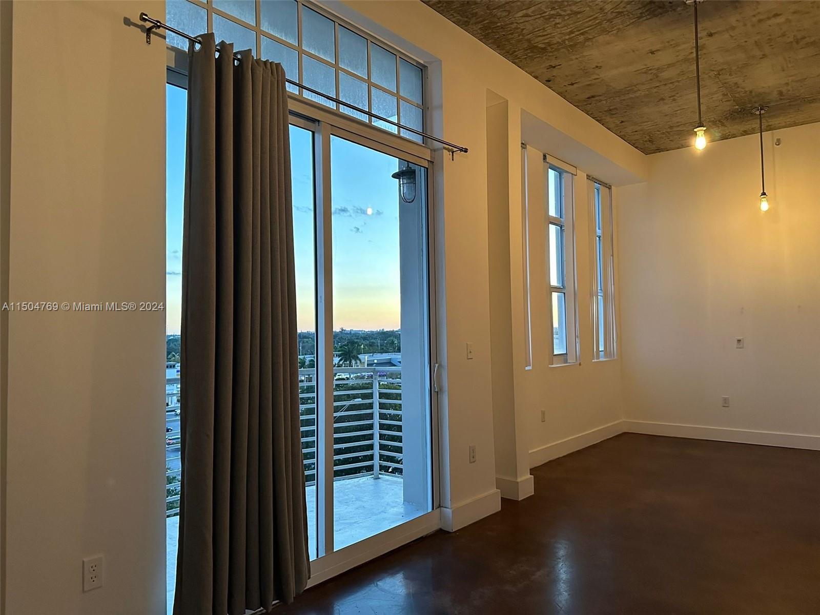 1789 NE Miami Gardens Dr Unit: W603