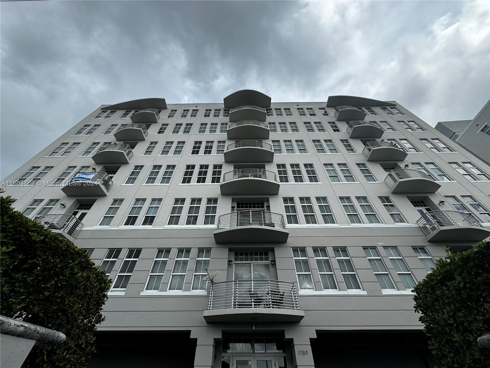 1789 NE Miami Gardens Dr Unit: W603