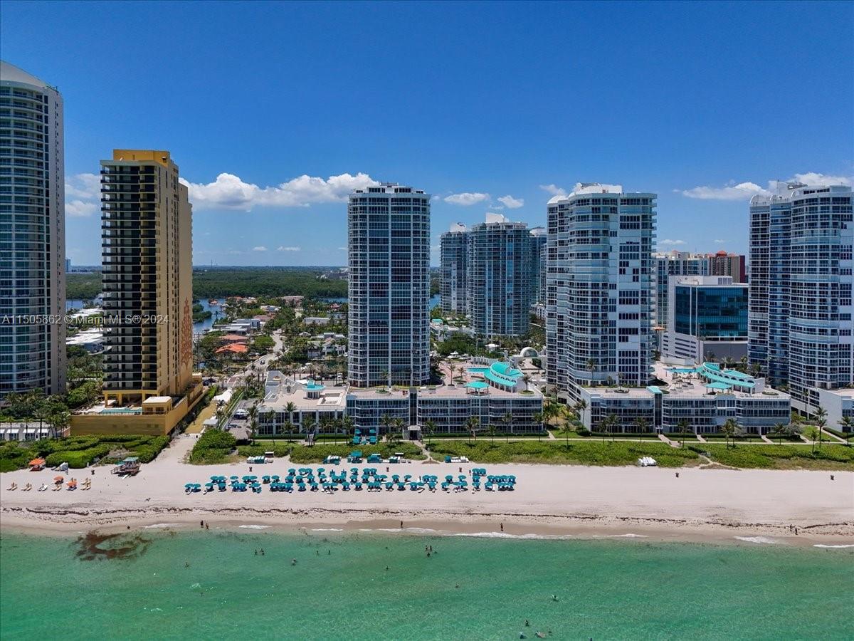 16425 Collins Ave # 816