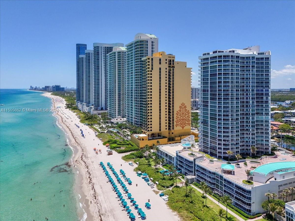 16425 Collins Ave # 816
