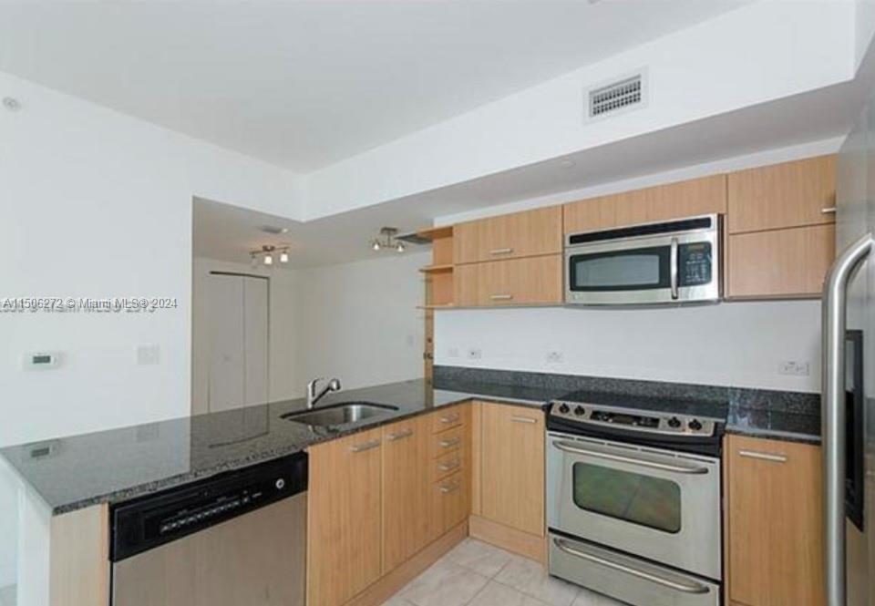 350 S Miami Ave Unit: 3006