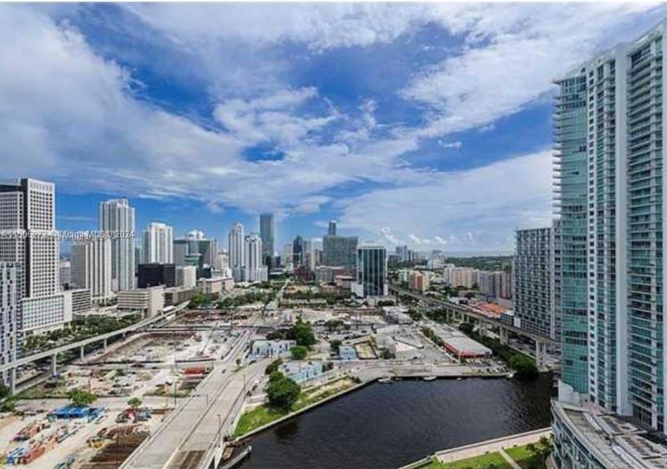 350 S Miami Ave Unit: 3006