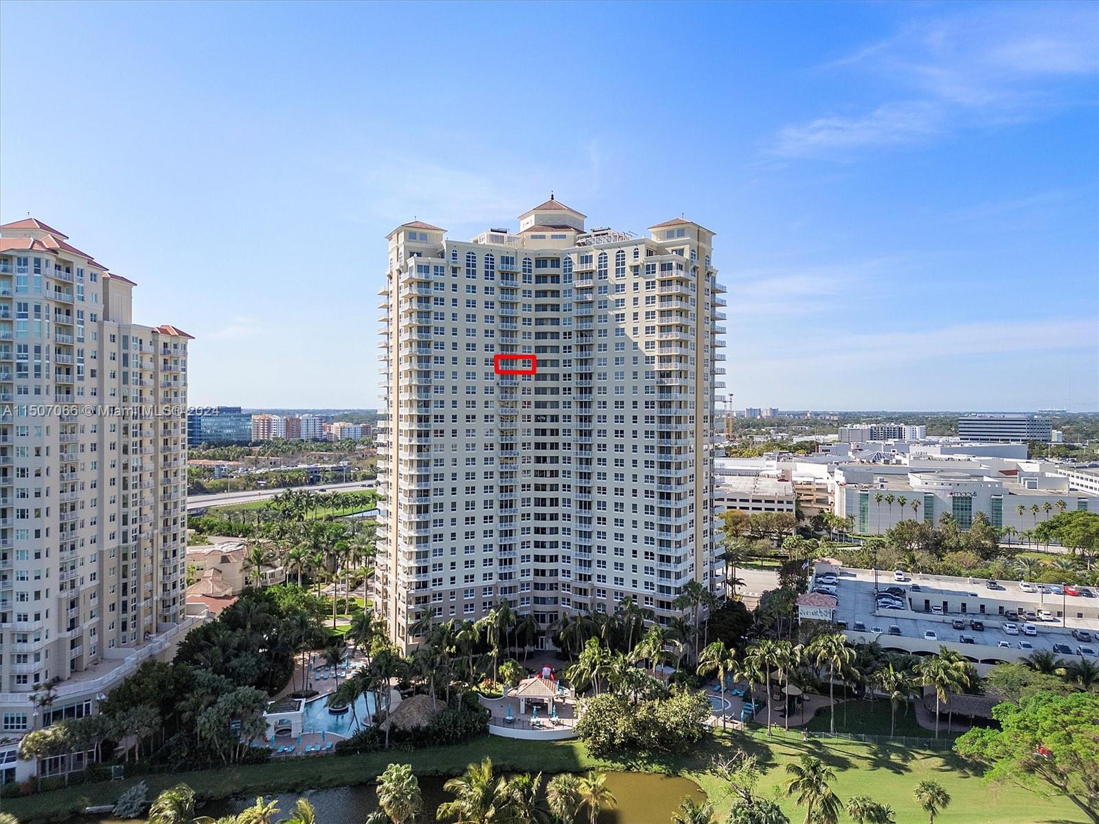 19501 W Country Club Dr # 2102