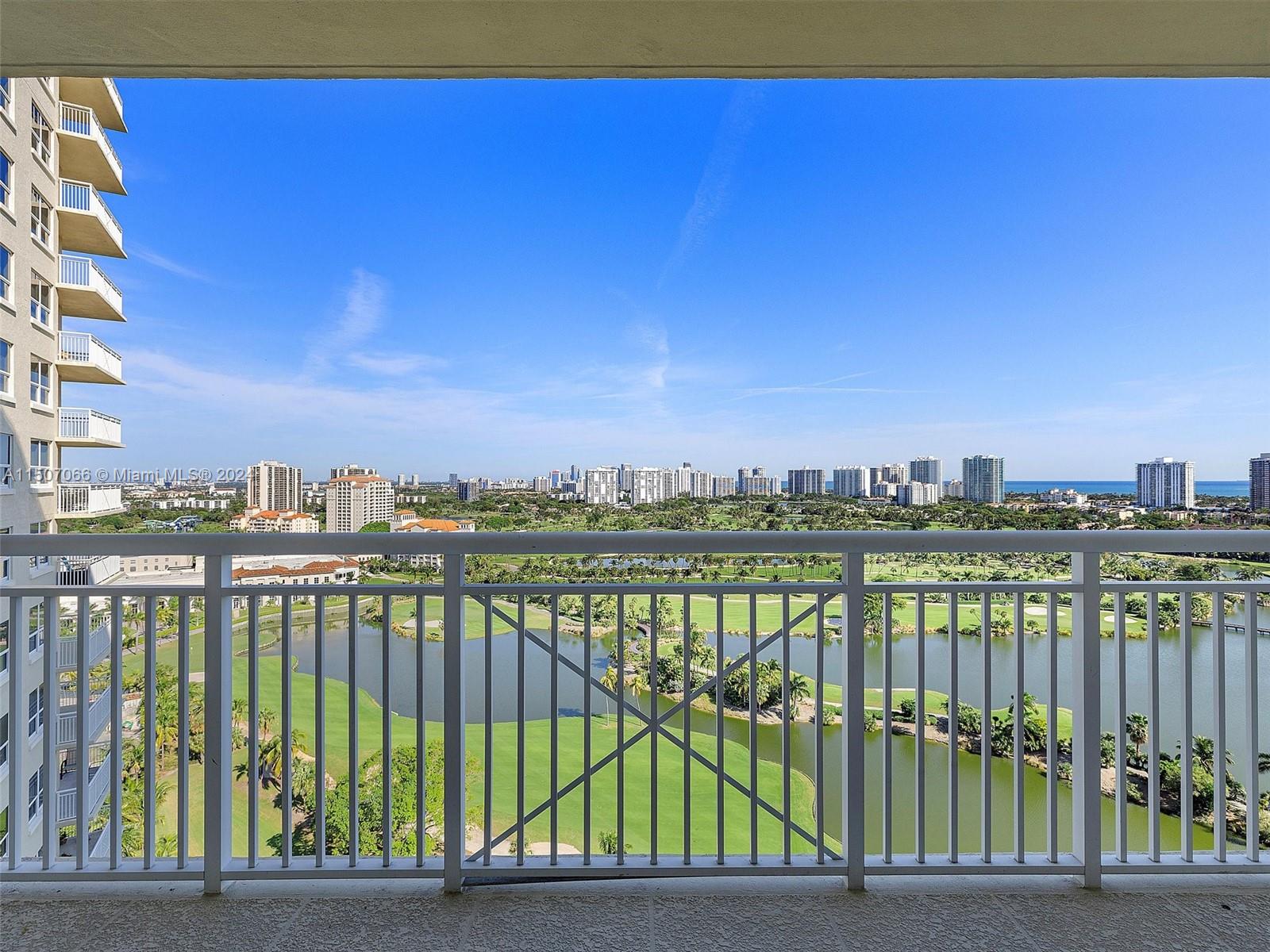 19501 W Country Club Dr # 2102