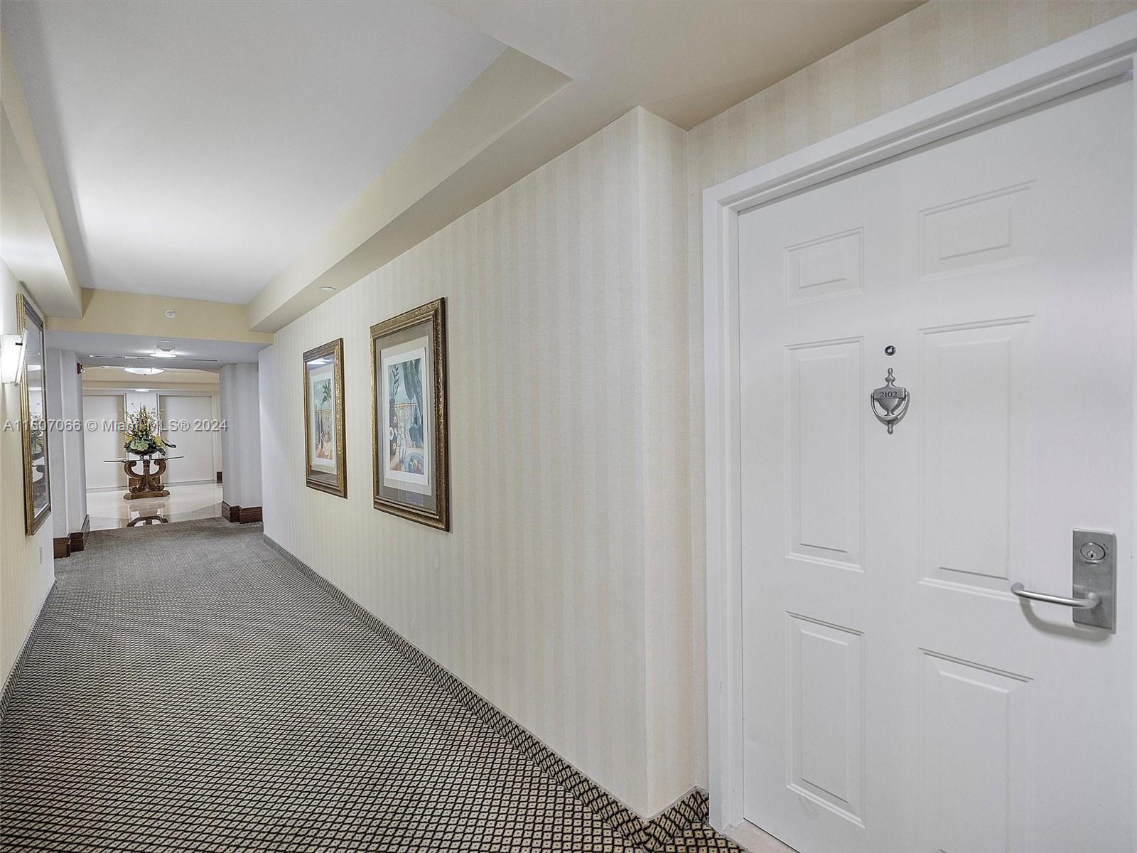 19501 W Country Club Dr # 2102