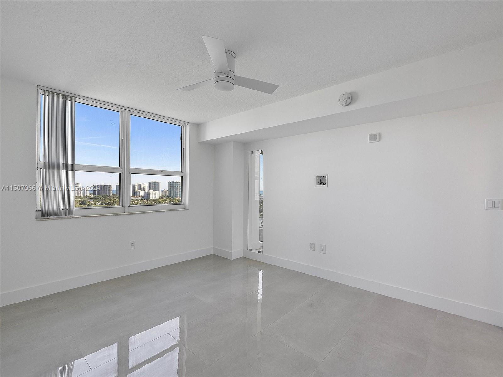 19501 W Country Club Dr # 2102