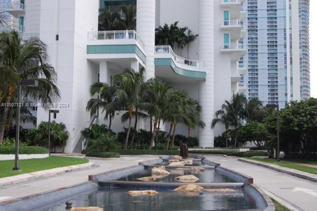 900 Brickell Key Blvd # 401