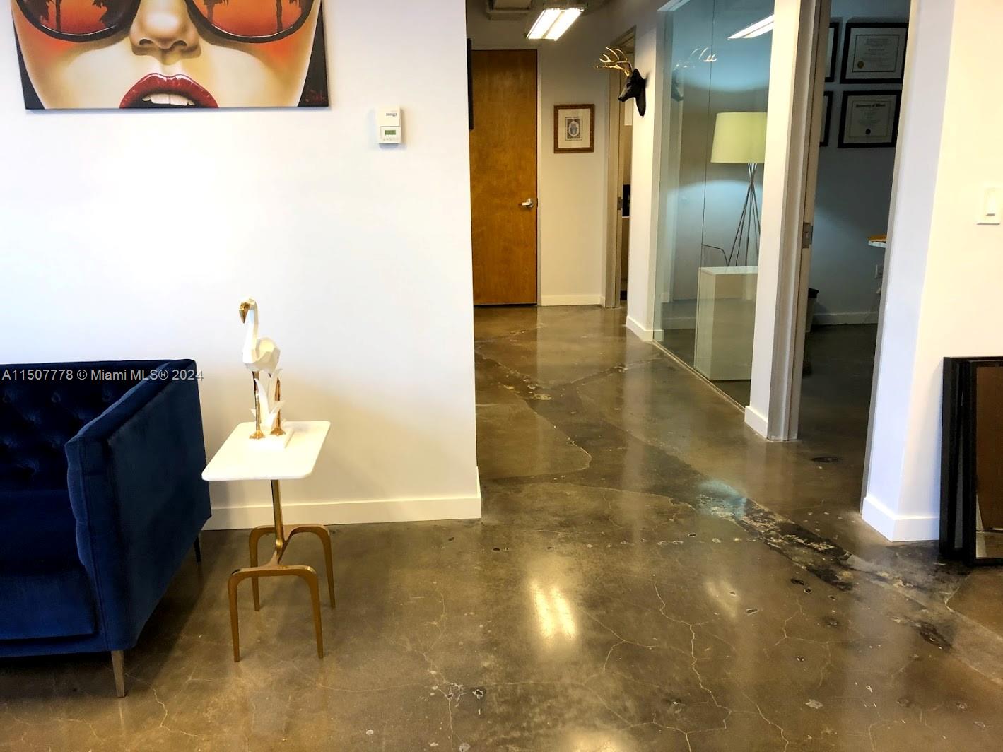 14 NE 1st Ave # B Unit: 400A-B