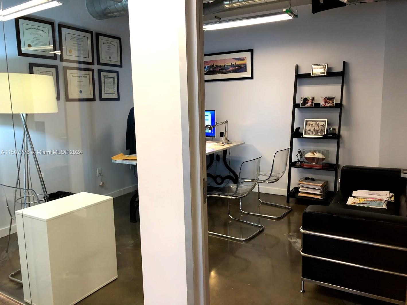 14 NE 1st Ave # B Unit: 400A-B