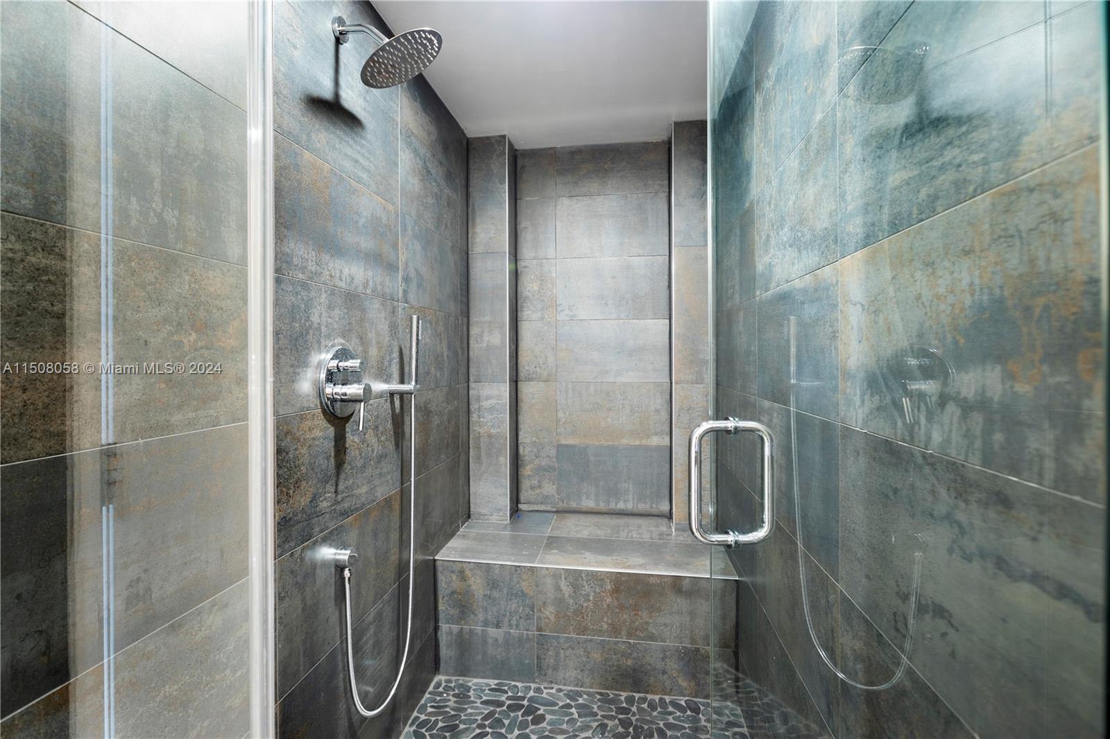 465 Brickell Ave # 3504