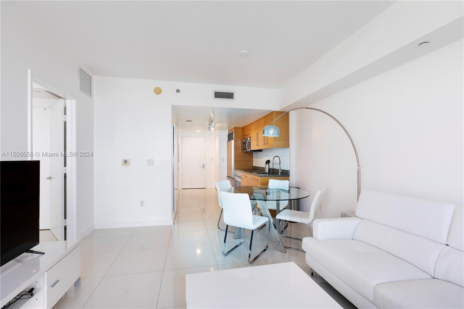 465 Brickell Ave # 3504