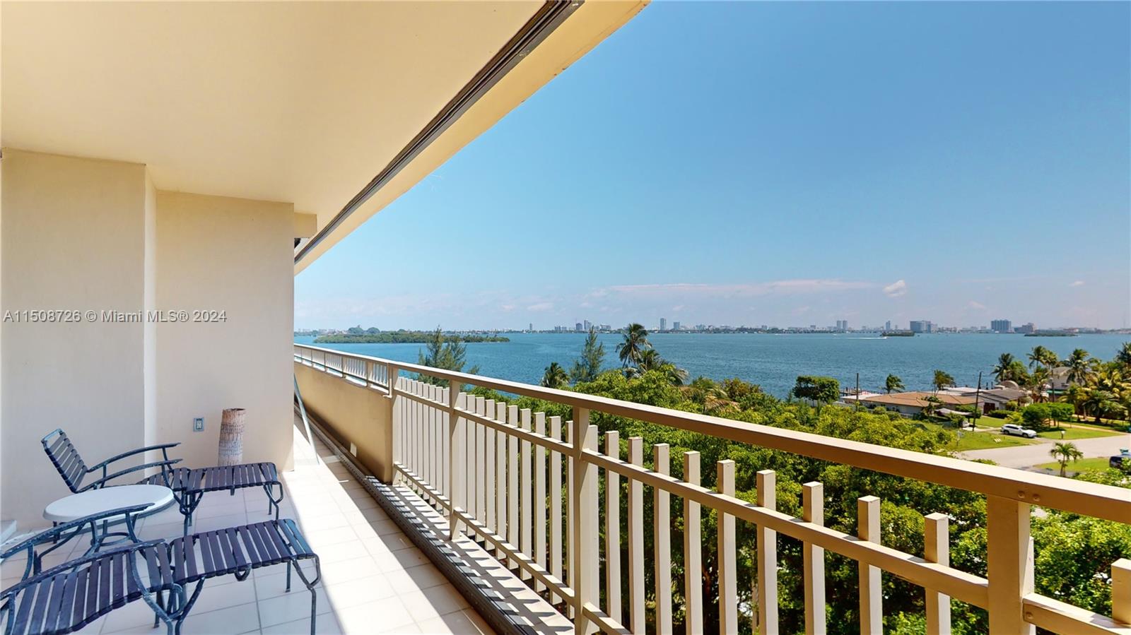 11113 Biscayne Blvd # 551