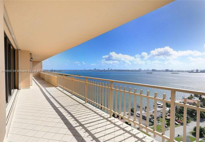 11113 Biscayne Blvd # 551