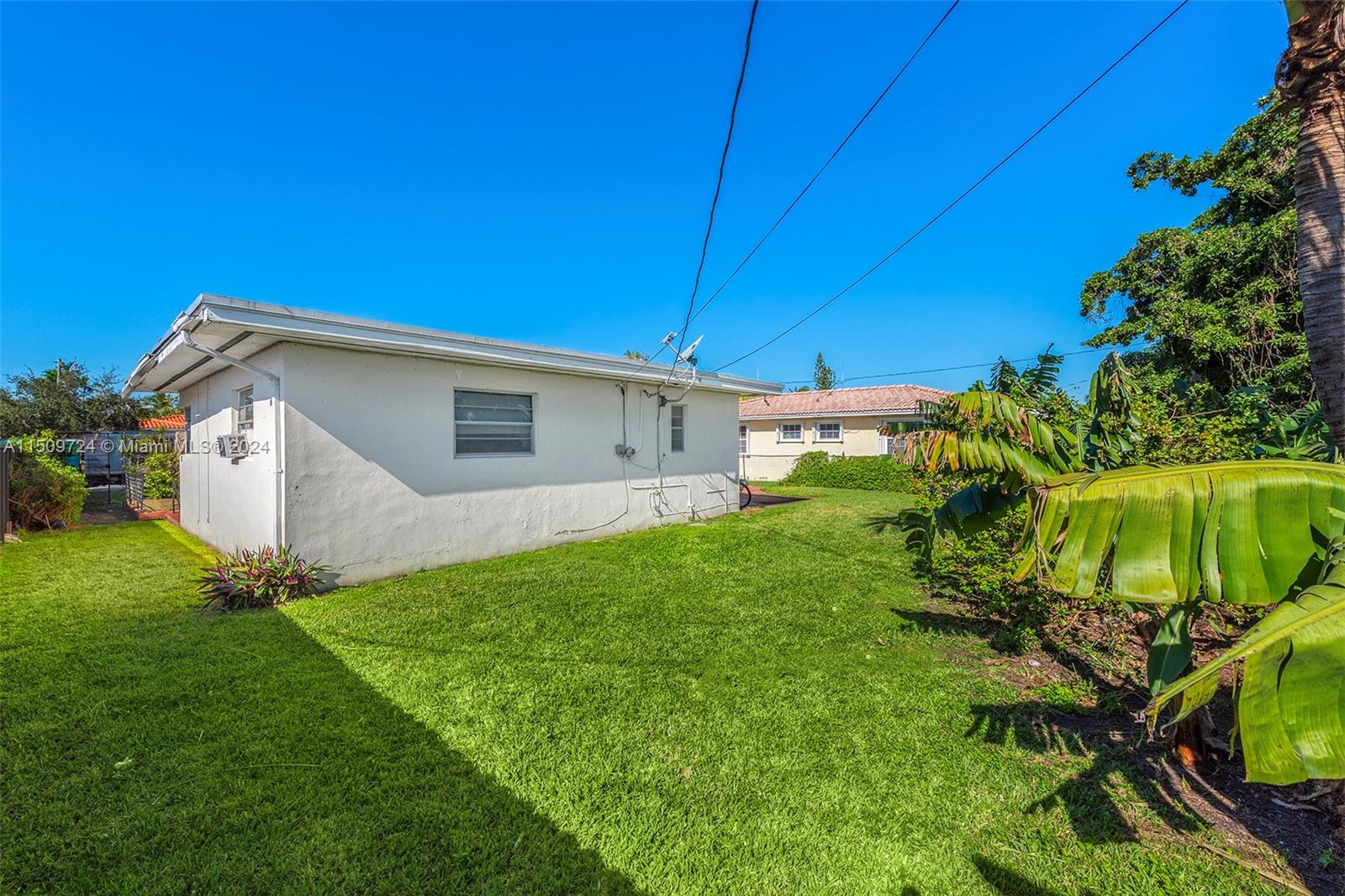 7509 Buccaneer Ave