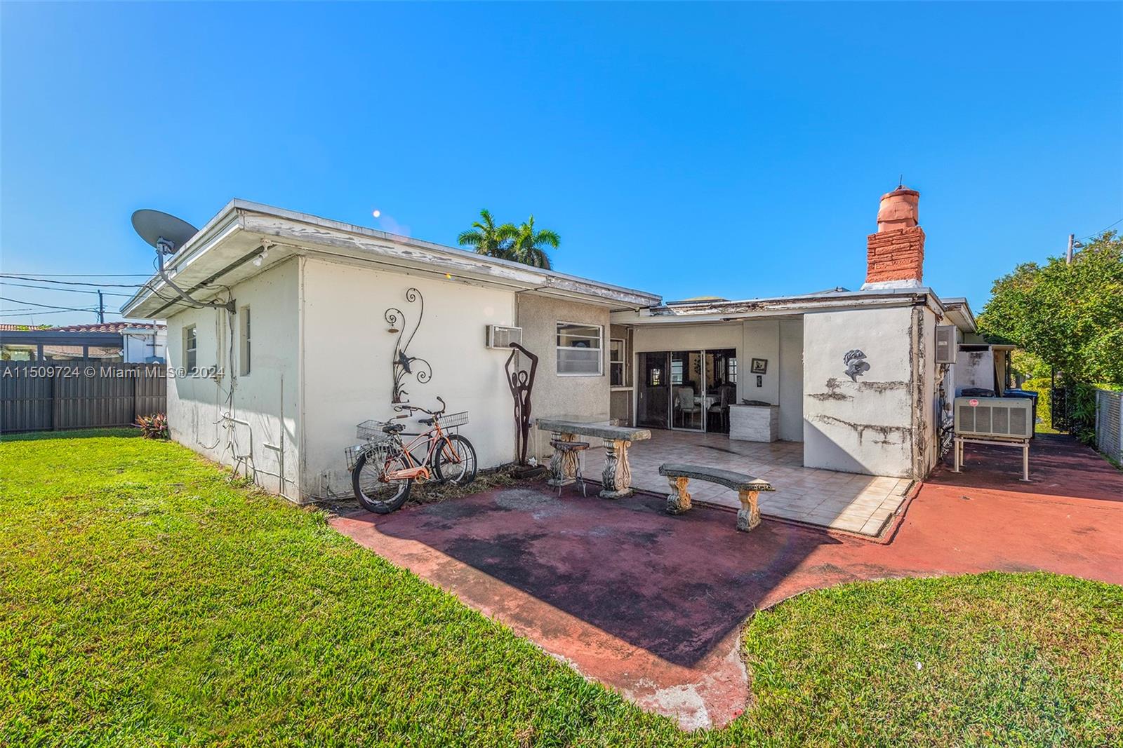 7509 Buccaneer Ave