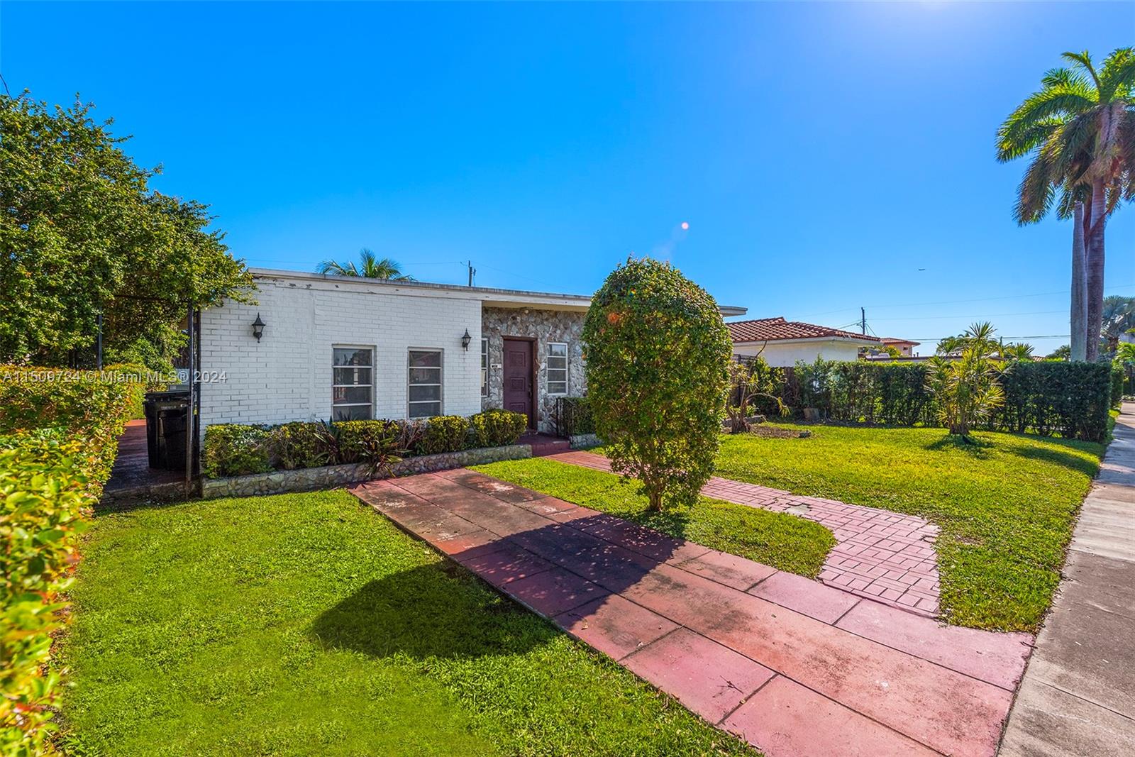 7509 Buccaneer Ave