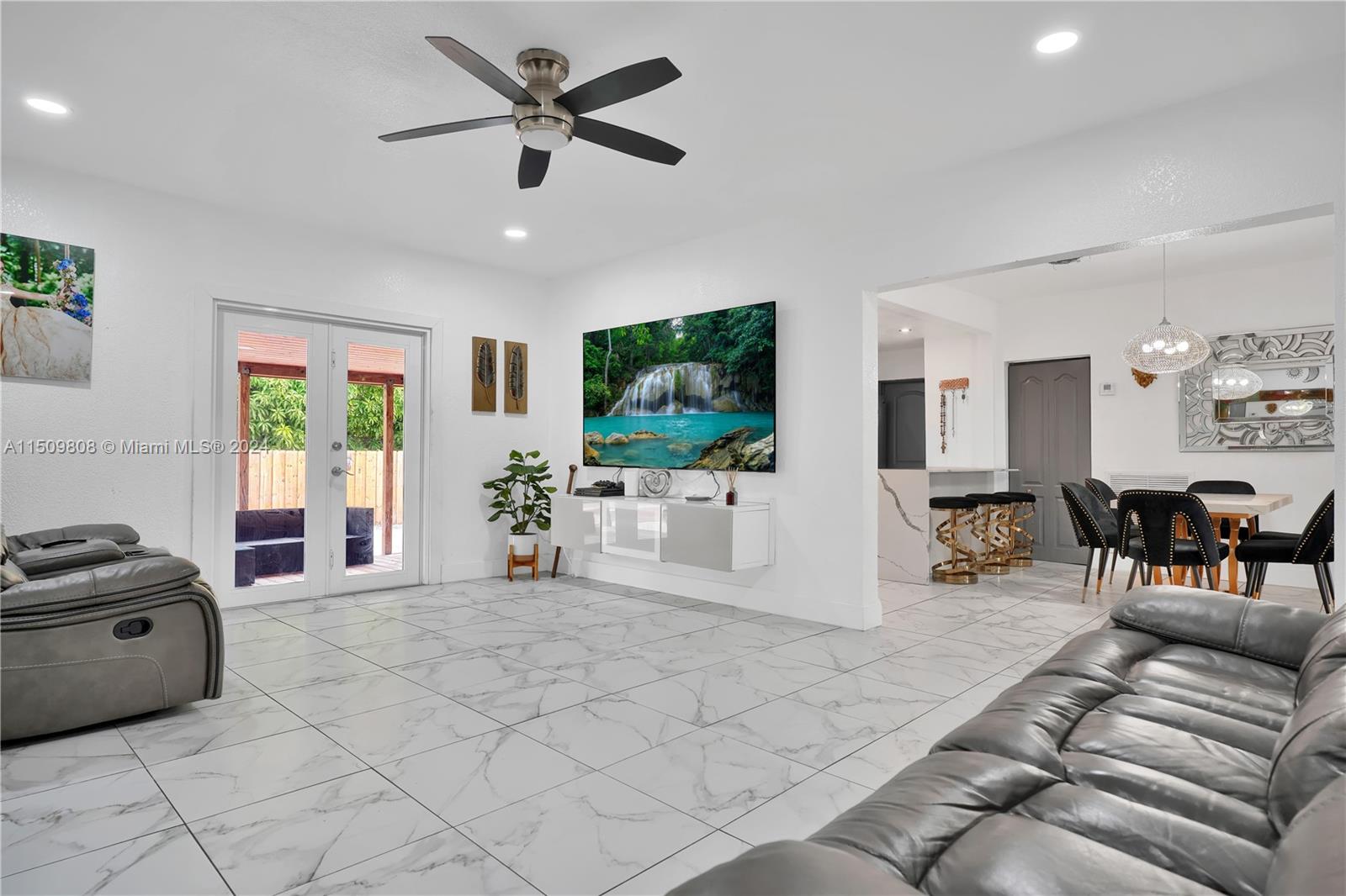 1044 NW 6th Ave
