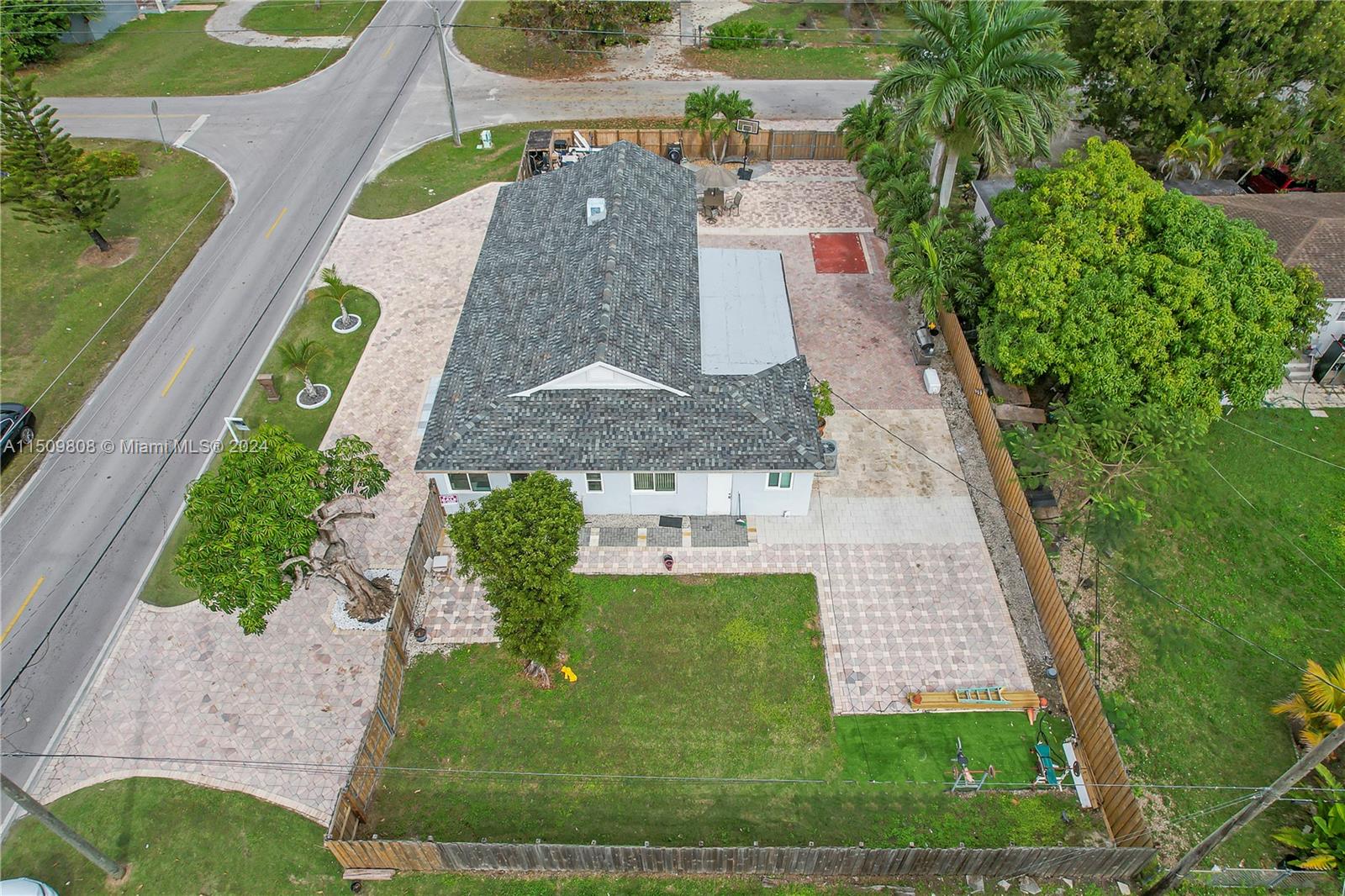1044 NW 6th Ave