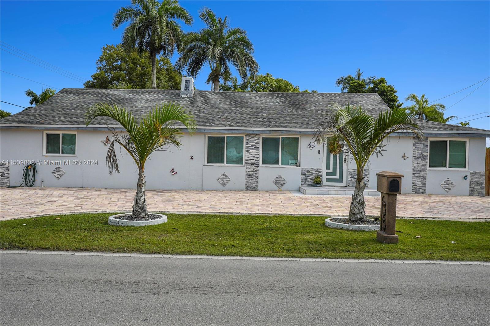 1044 NW 6th Ave
