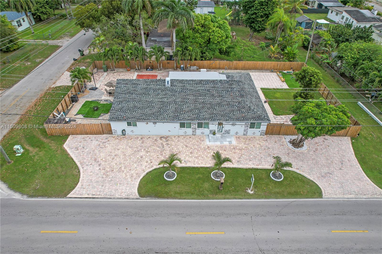 1044 NW 6th Ave