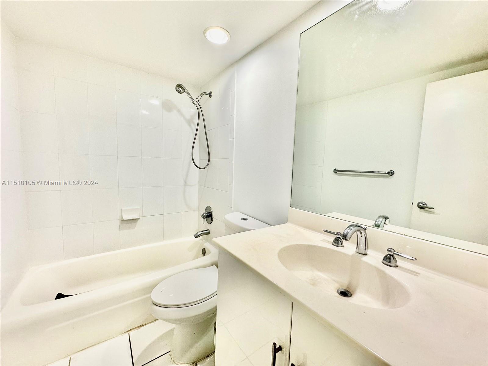 3001 S OCEAN DR # 533