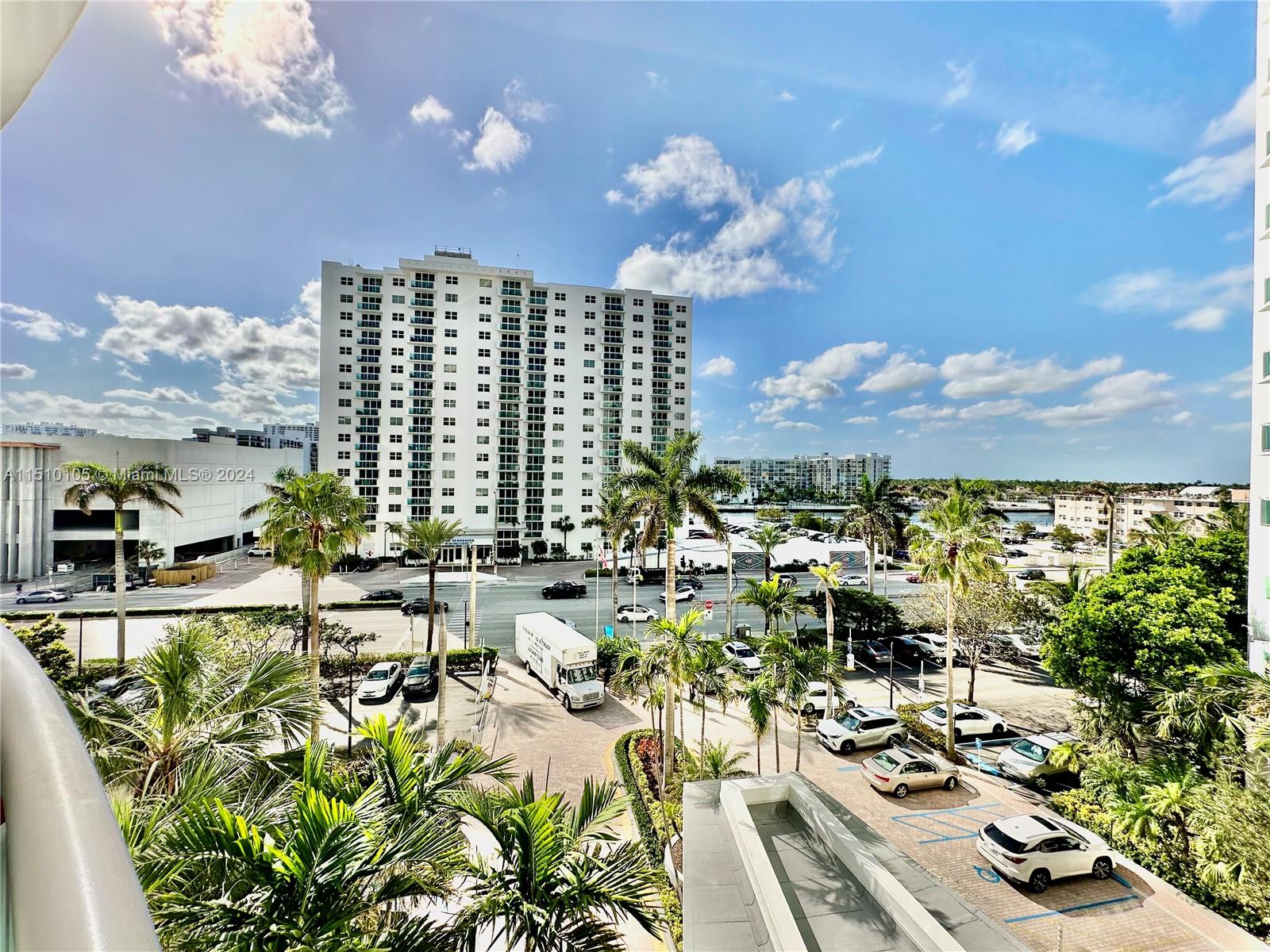 3001 S OCEAN DR # 533