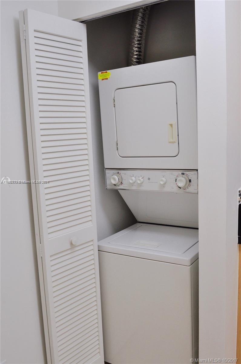 649 E Sheridan St # 111