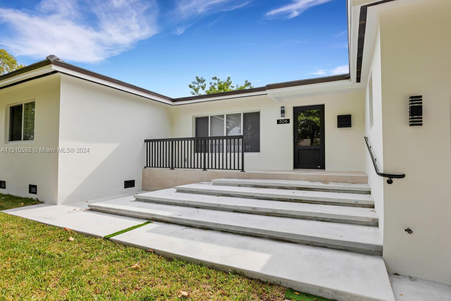 306 Fluvia Ave