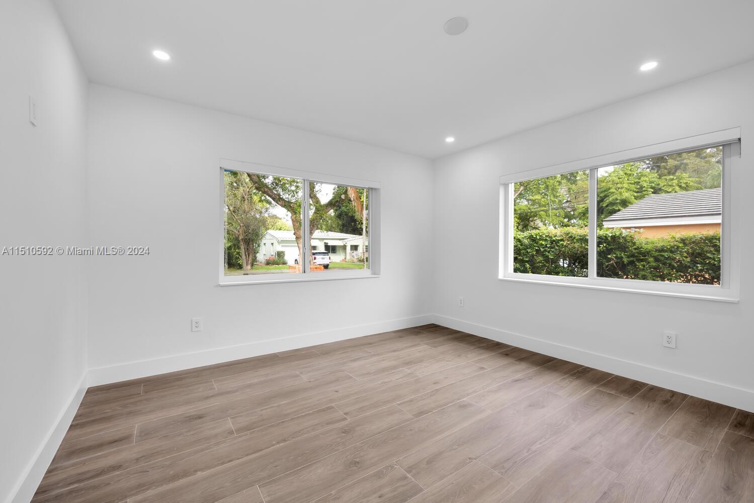 306 Fluvia Ave