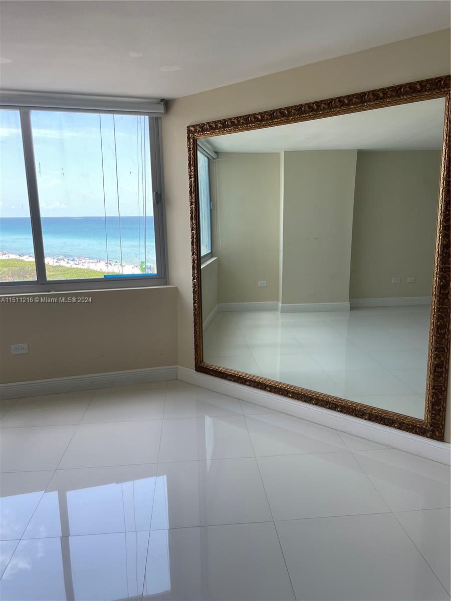 7135 Collins Ave # 832