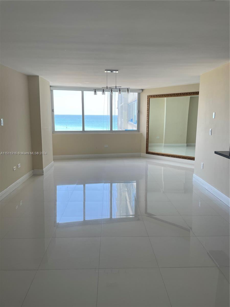 7135 Collins Ave # 832